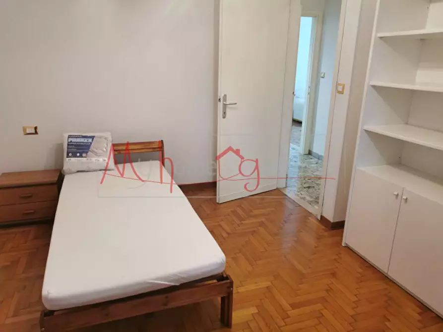 Immagine 5 di Appartamento in affitto  in via Vallisnieri a Padova