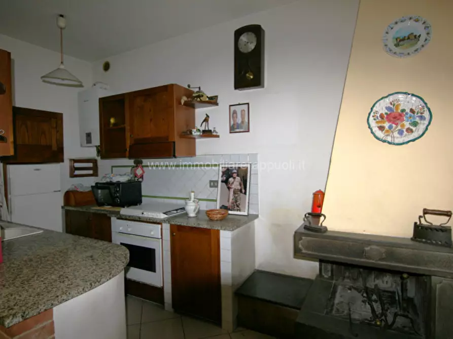 Immagine 3 di Villetta a schiera in vendita  a Sinalunga