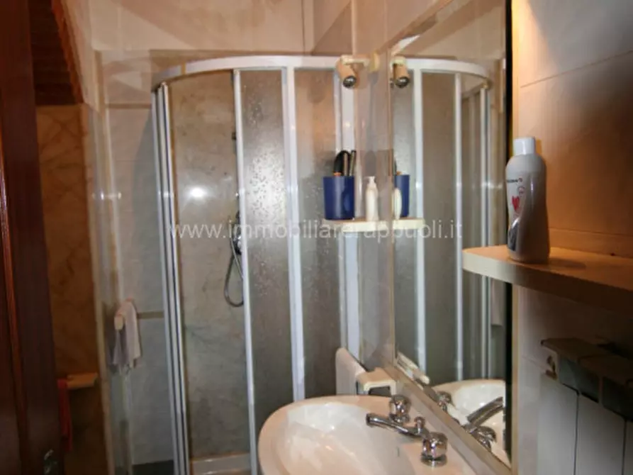 Immagine 6 di Villetta a schiera in vendita  a Sinalunga