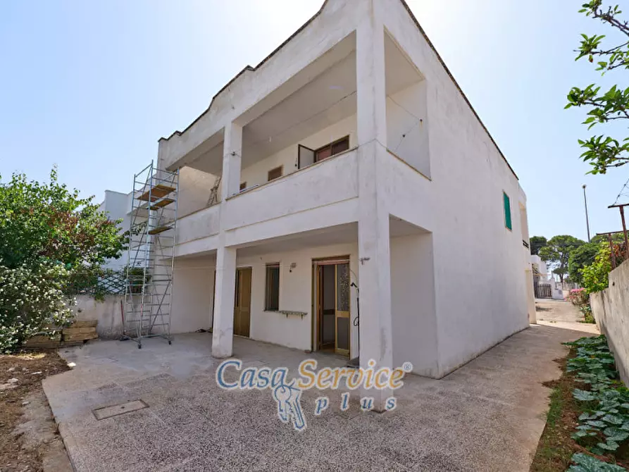 Immagine 2 di Appartamento in vendita  in Via Belvedere a Taviano