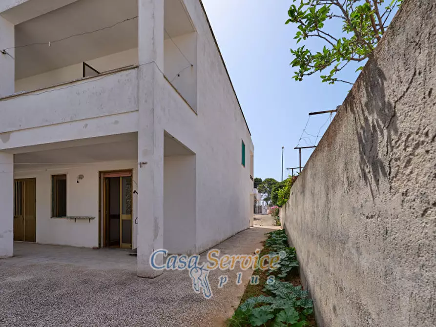 Immagine 3 di Appartamento in vendita  in Via Belvedere a Taviano