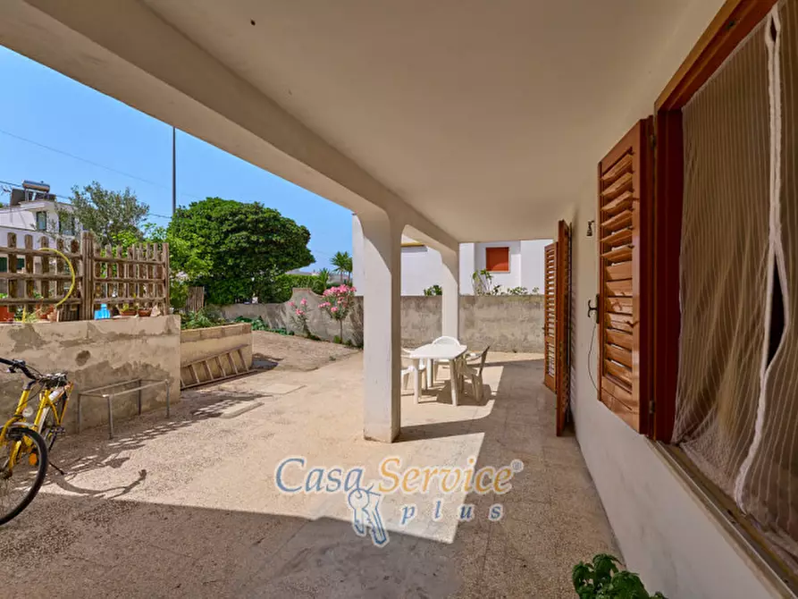 Immagine 5 di Appartamento in vendita  in Via Belvedere a Taviano