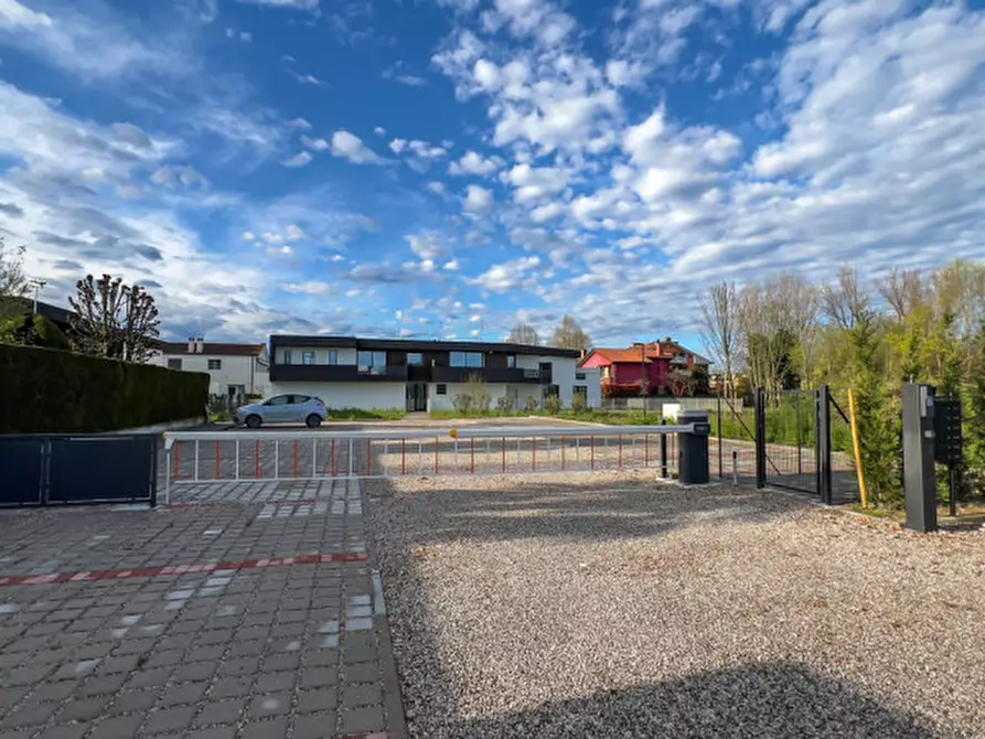 Immagine 2 di Appartamento in vendita  in Via Serenissima a Noventa Padovana