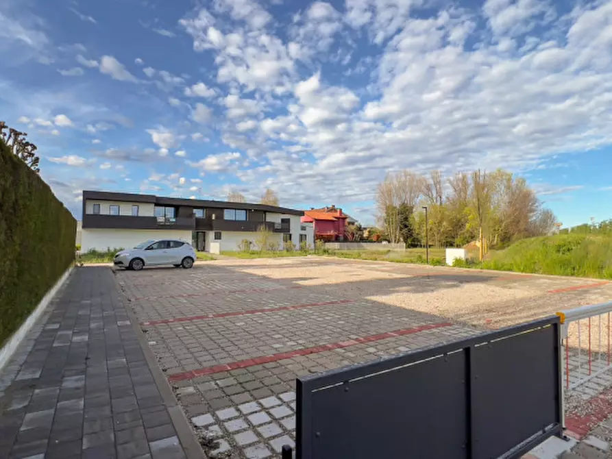 Immagine 3 di Appartamento in vendita  in Via Serenissima a Noventa Padovana
