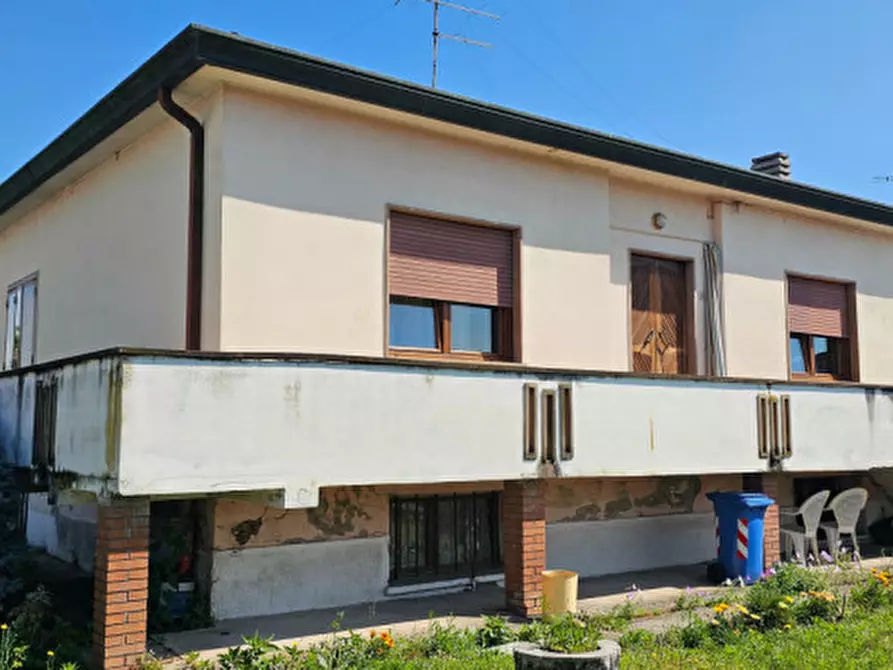 Immagine 18 di Villa in vendita  a Veronella