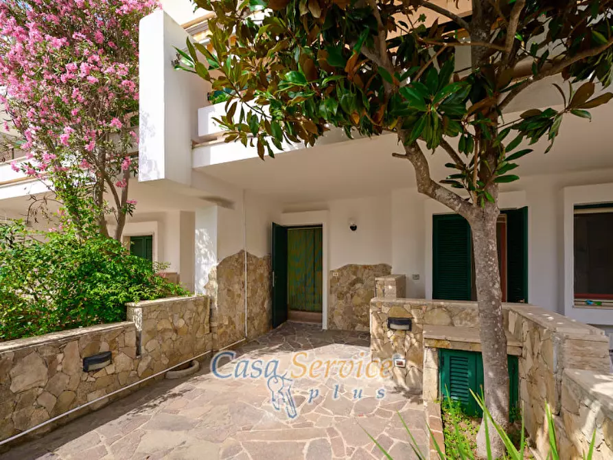 Immagine 25 di Casa bifamiliare in vendita  in Via Dei Garofani a Gallipoli