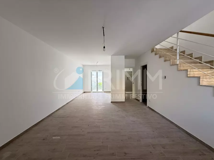 Immagine 2 di Casa trifamiliare in vendita  in Via Escrivà a Terrasini