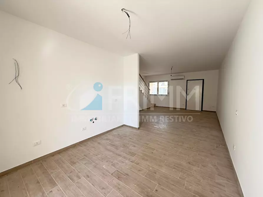 Immagine 3 di Casa trifamiliare in vendita  in Via Escrivà a Terrasini