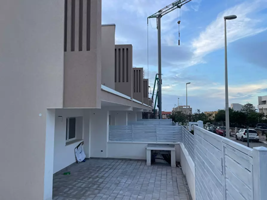 Immagine 5 di Casa trifamiliare in vendita  in Via Escrivà a Terrasini