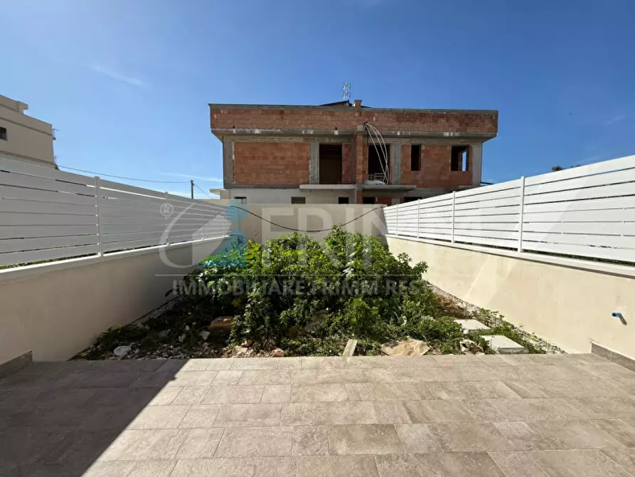 Immagine 23 di Casa trifamiliare in vendita  in Via Escrivà a Terrasini