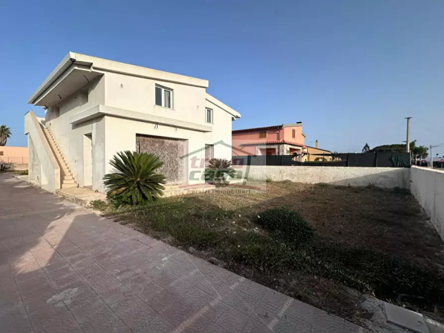 Immagine 1 di Villa in vendita  in strada capo murro di porco 271 a Siracusa