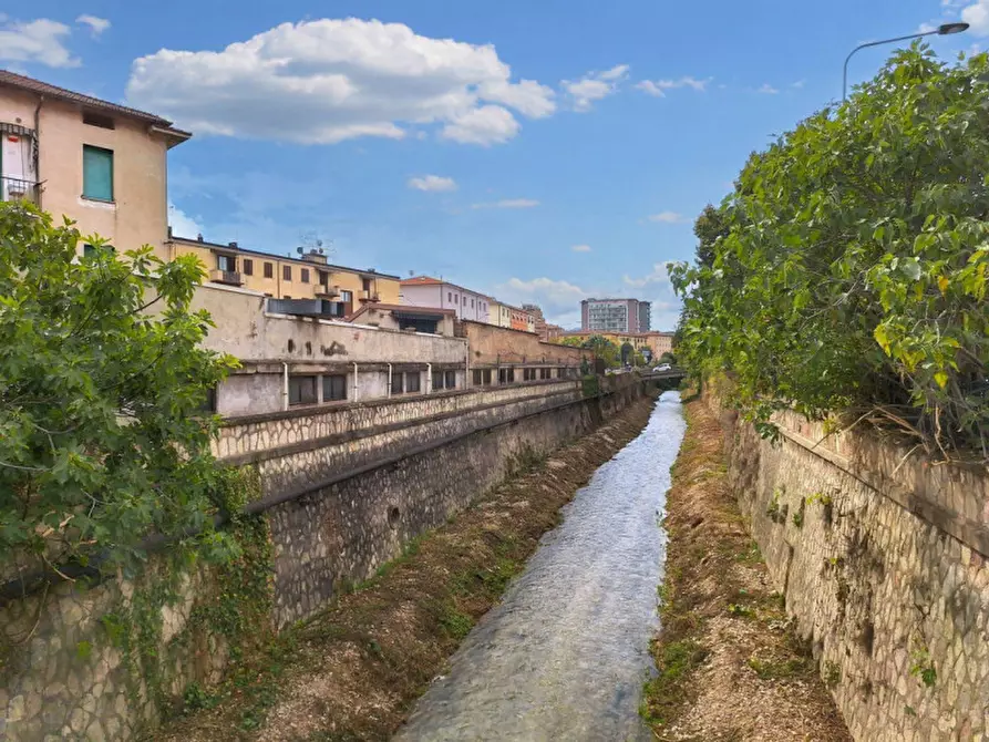 Immagine 7 di Negozio in vendita  in Viale Luigi Campofregoso, N. 250 a Terni