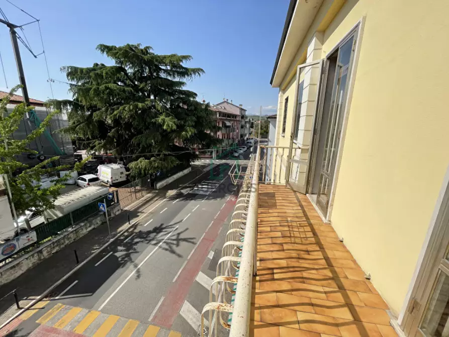 Immagine 9 di Appartamento in vendita  in via Roma a San Bonifacio