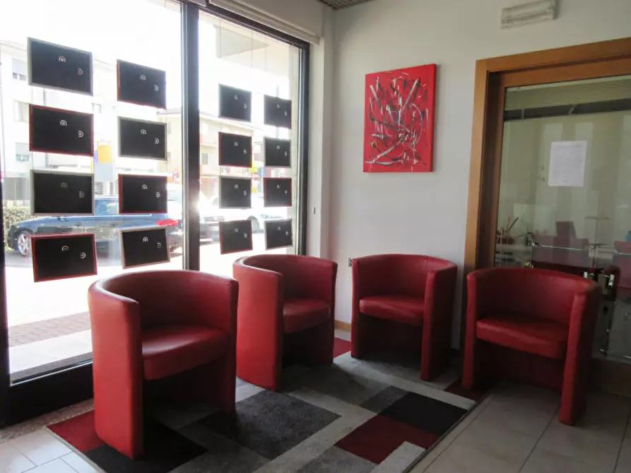 Immagine 7 di Casa bifamiliare in vendita  in via ippodromo a Sandrigo