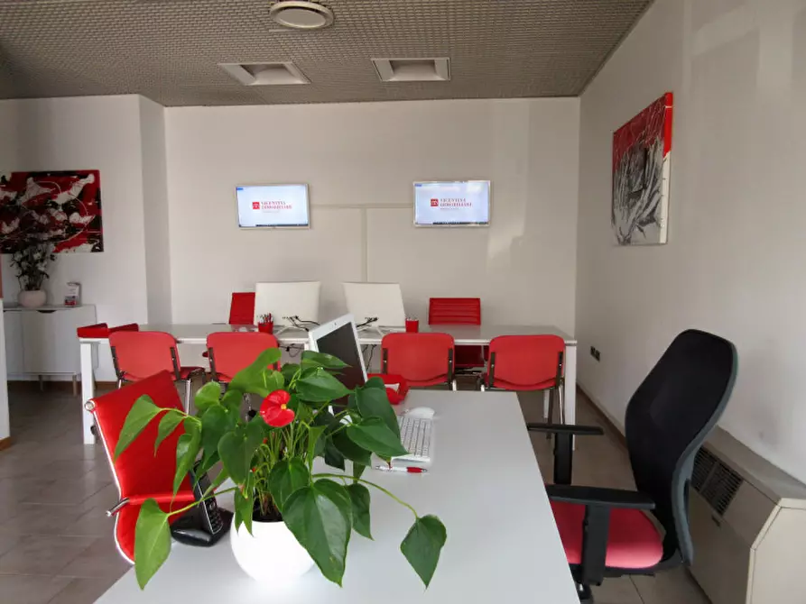 Immagine 10 di Casa bifamiliare in vendita  in via ippodromo a Sandrigo