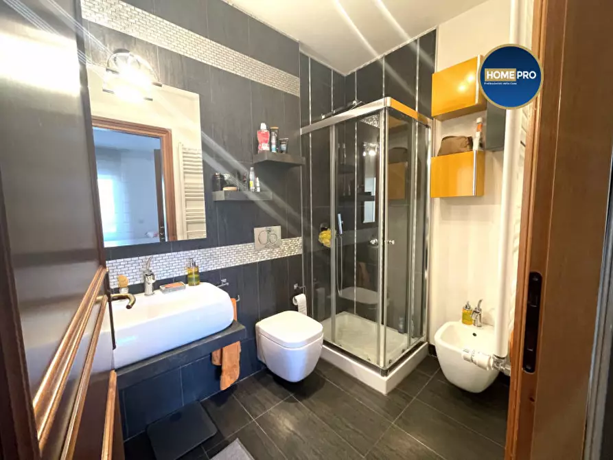 Immagine 9 di Appartamento in affitto  in via Raffaele Conforti a Roma