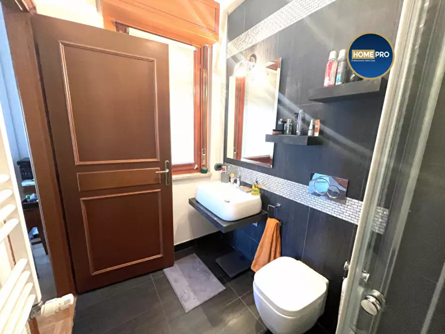 Immagine 10 di Appartamento in affitto  in via Raffaele Conforti a Roma