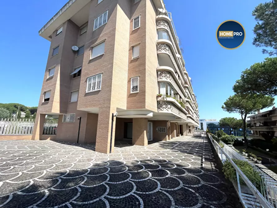 Immagine 14 di Appartamento in affitto  in via Raffaele Conforti a Roma