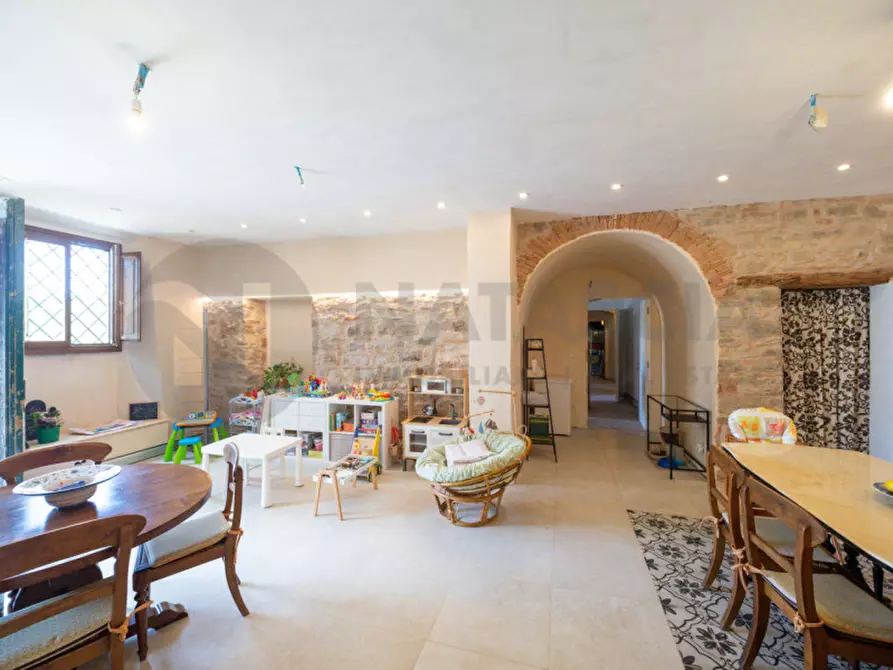 Immagine 3 di Villa in vendita  in VIA DI MONTEFIESOLE a Pontassieve