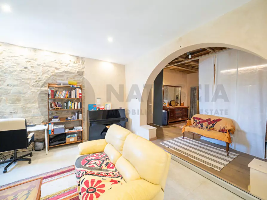 Immagine 8 di Villa in vendita  in VIA DI MONTEFIESOLE a Pontassieve