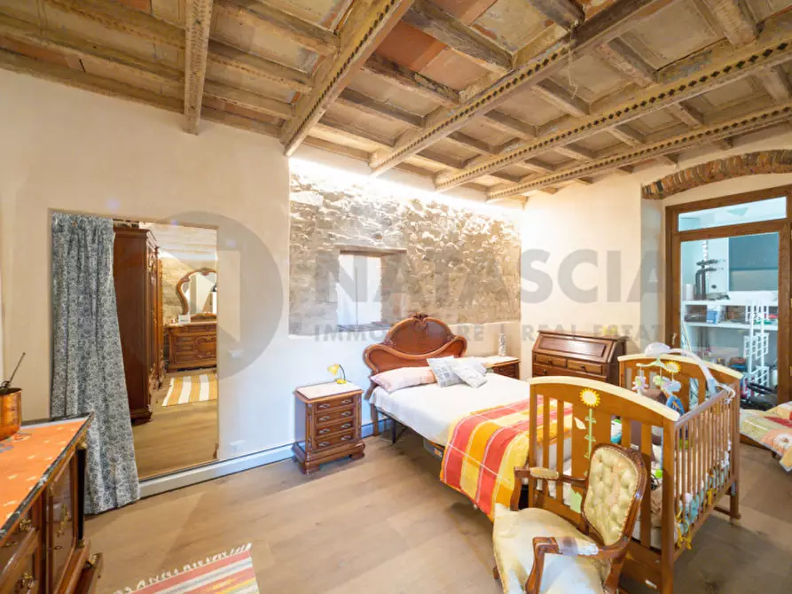 Immagine 10 di Villa in vendita  in VIA DI MONTEFIESOLE a Pontassieve