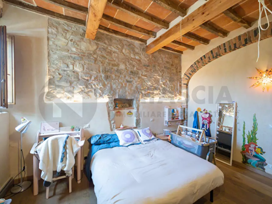 Immagine 16 di Villa in vendita  in VIA DI MONTEFIESOLE a Pontassieve