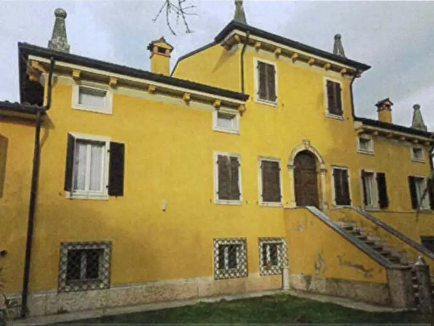 Immagine 1 di Villa in vendita  in VIA GABURRI 58 a Sona