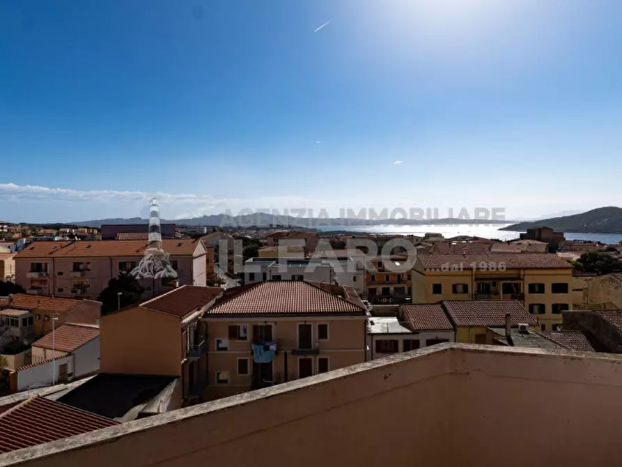 Immagine 14 di Appartamento in vendita  in via Giacomo Leopardi a La Maddalena