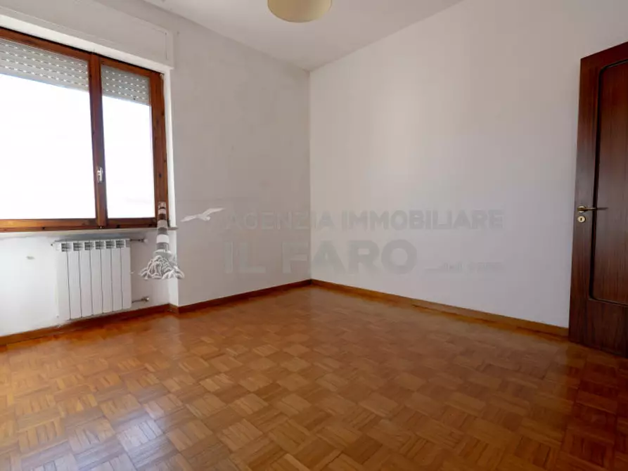 Immagine 17 di Appartamento in vendita  in via Giacomo Leopardi a La Maddalena