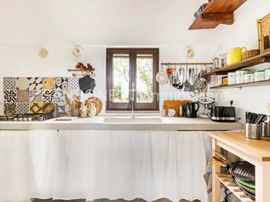 Immagine 39 di Rustico / casale in vendita  in DEKA a Locorotondo