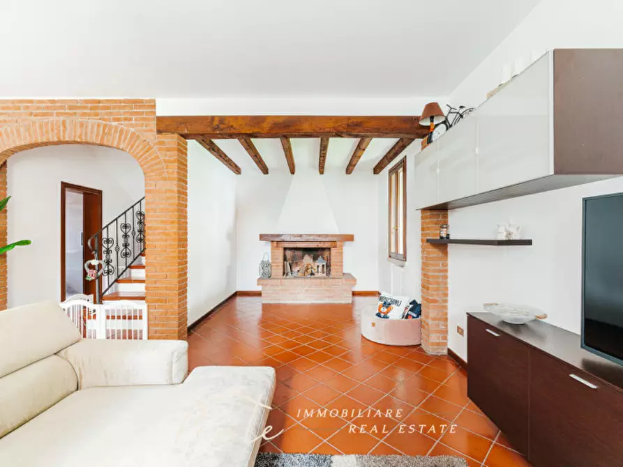 Immagine 2 di Villa in vendita  in Via Bruno Buozzi 24 a Borgo Virgilio