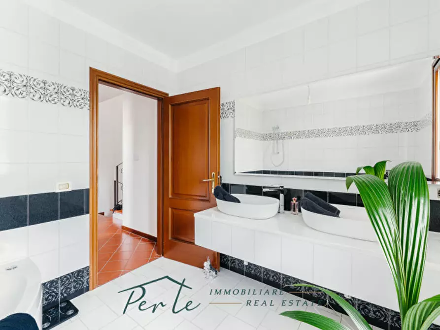 Immagine 27 di Villa in vendita  in Via Bruno Buozzi 24 a Borgo Virgilio