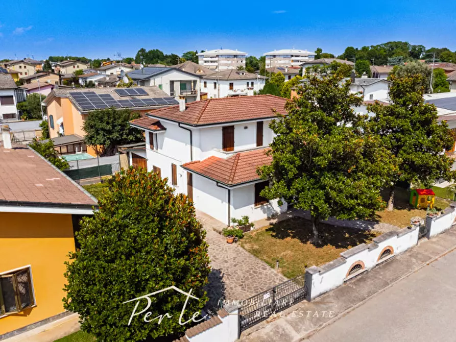 Immagine 50 di Villa in vendita  in Via Bruno Buozzi 24 a Borgo Virgilio