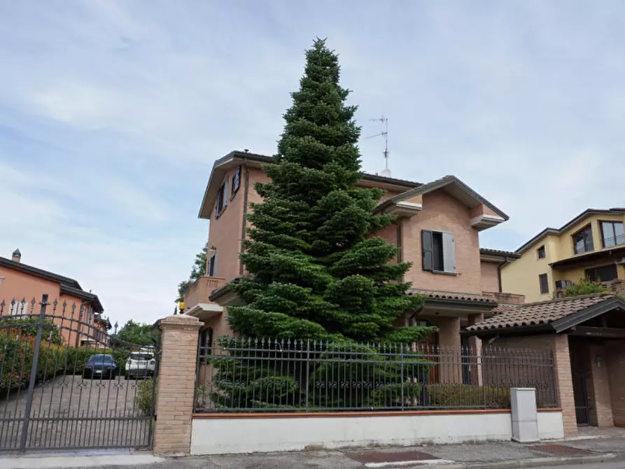 Immagine 56 di Villa in vendita  in Via Pasini a Colorno