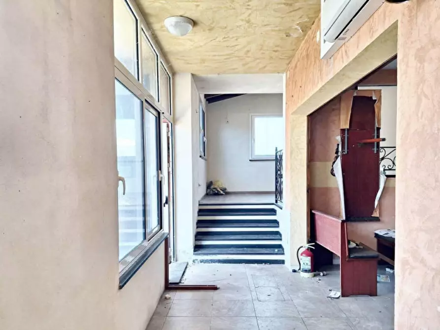 Immagine 16 di Negozio in vendita  in Via Giovanni Pascoli, N. Snc a Baratili San Pietro