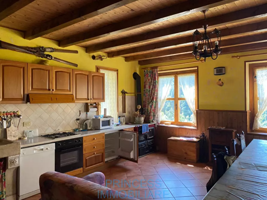Immagine 4 di Casa indipendente in vendita  in Via Molin Maso a Valli Del Pasubio