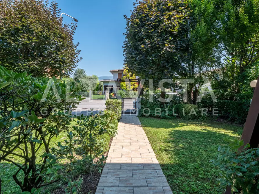 Immagine 7 di Casa bifamiliare in vendita  in Rezzato Dante Alighieri a Rezzato