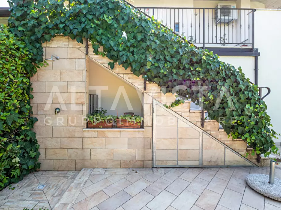 Immagine 9 di Casa bifamiliare in vendita  in Rezzato Dante Alighieri a Rezzato