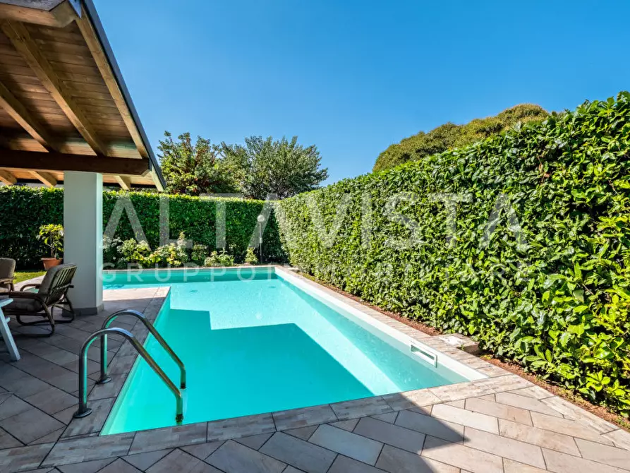 Immagine 10 di Casa bifamiliare in vendita  in Rezzato Dante Alighieri a Rezzato