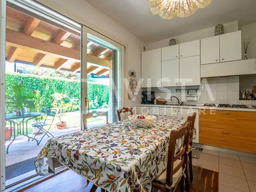 Immagine 31 di Casa bifamiliare in vendita  in Rezzato Dante Alighieri a Rezzato