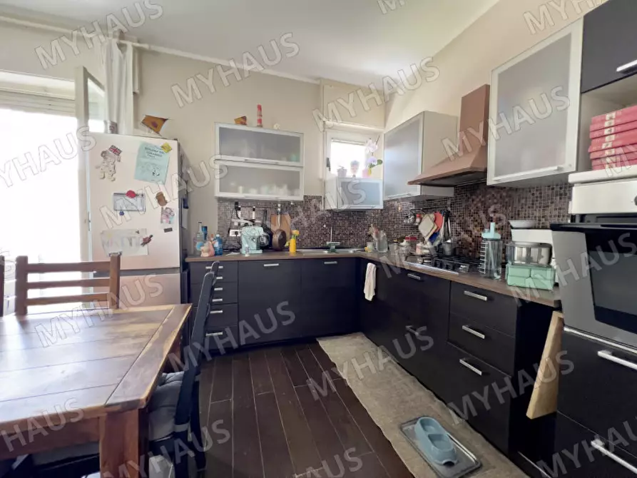 Immagine 5 di Appartamento in vendita  in Via XXV Luglio  56 a Cesenatico