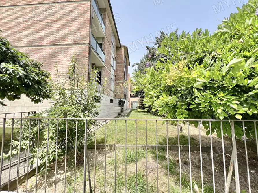 Immagine 33 di Appartamento in vendita  in Via XXV Luglio  56 a Cesenatico