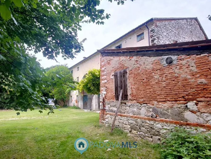 Immagine 34 di Rustico / casale in vendita  in Via San Francesco a Rovolon