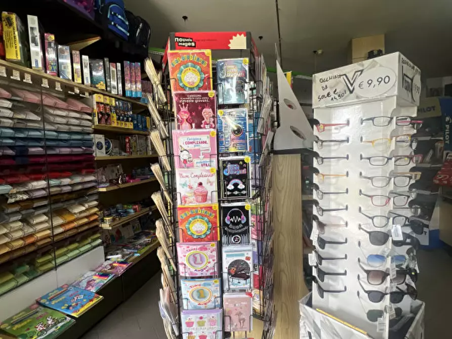 Immagine 4 di Attività commerciale in vendita  in via roma a Vicenza