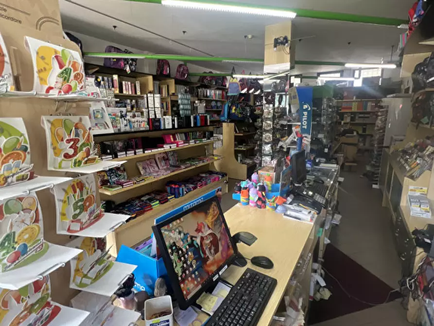 Immagine 6 di Attività commerciale in vendita  in via roma a Vicenza