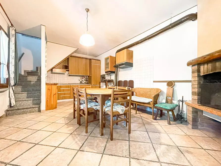 Immagine 4 di Villa in vendita  in Località Gabbio a Premosello-Chiovenda