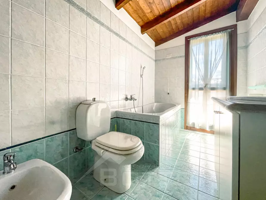 Immagine 12 di Villa in vendita  in Località Gabbio a Premosello-Chiovenda