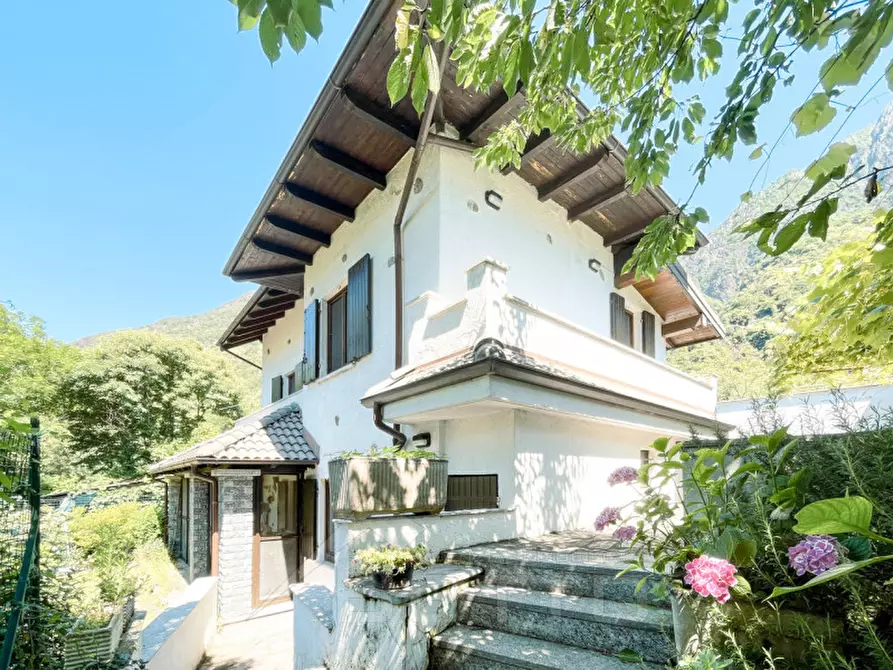 Immagine 19 di Villa in vendita  in Località Gabbio a Premosello-Chiovenda