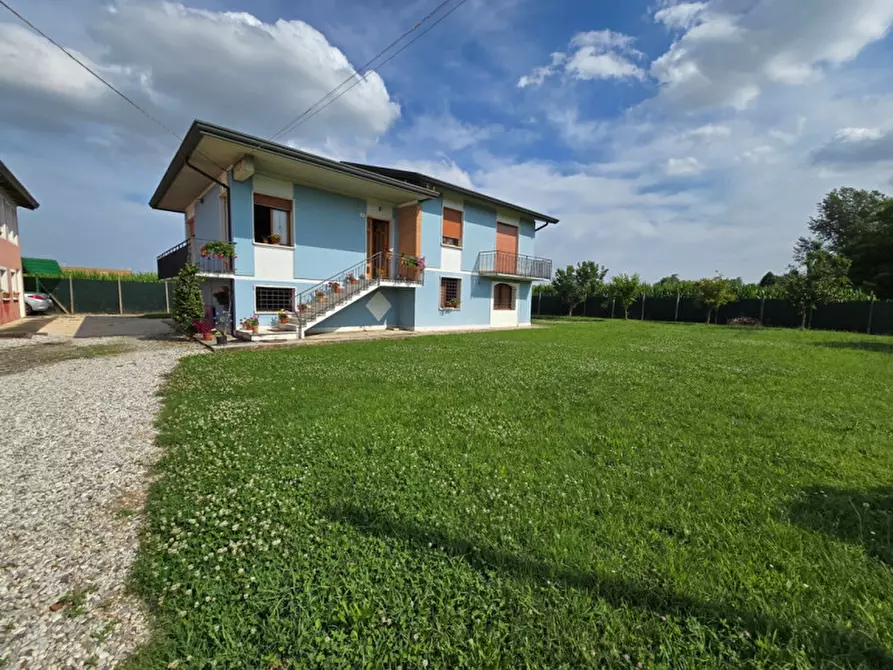 Immagine 1 di Casa indipendente in vendita  a Pianiga