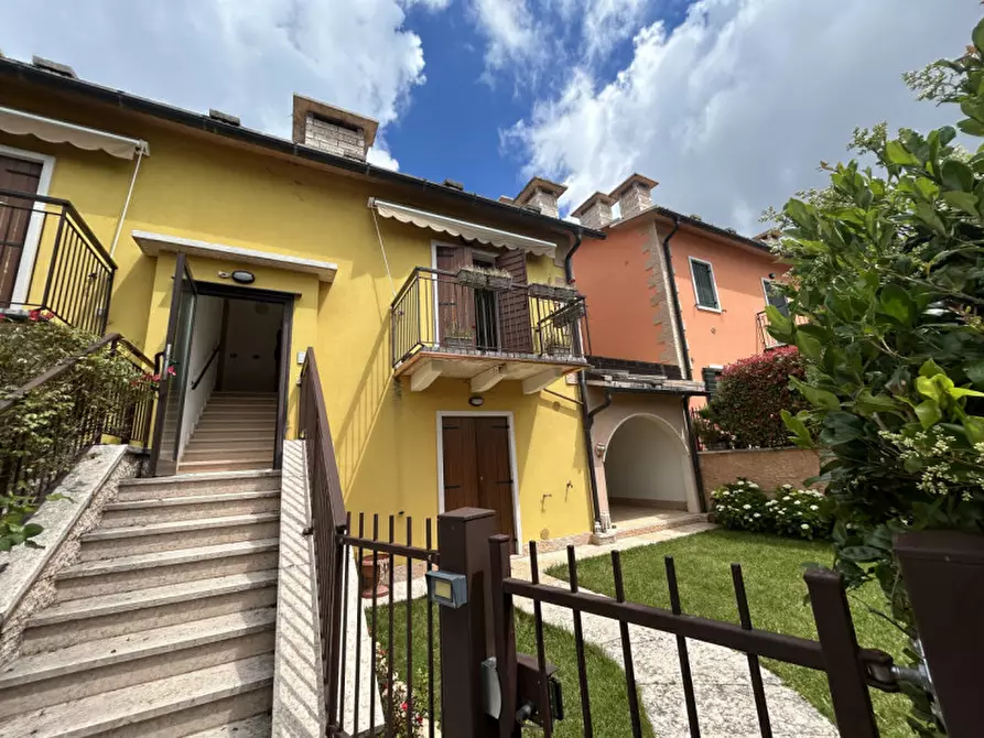Immagine 1 di Appartamento in vendita  in via alaeardo aleardi a Bosco Chiesanuova